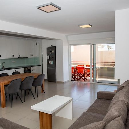 5 Sterne Apollo City Apartment Lávrion 외부 사진